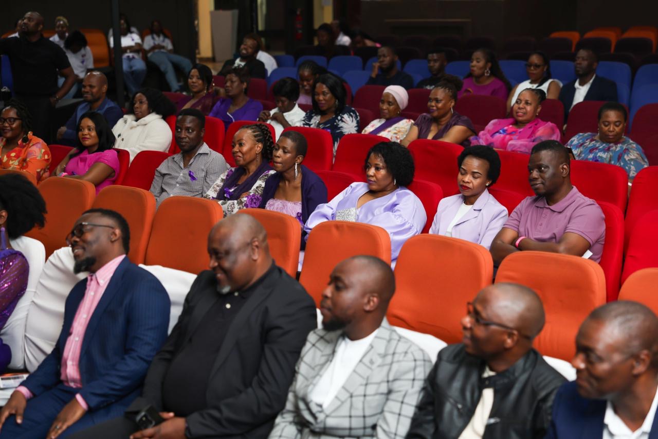 Audience at a MamaJ event
